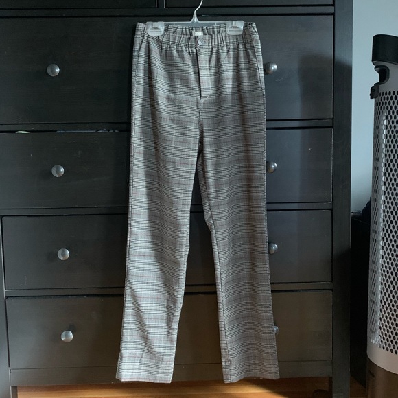 🌺 Brandy Melville Tildeen Pants 🌺 - Picture 4 of 6